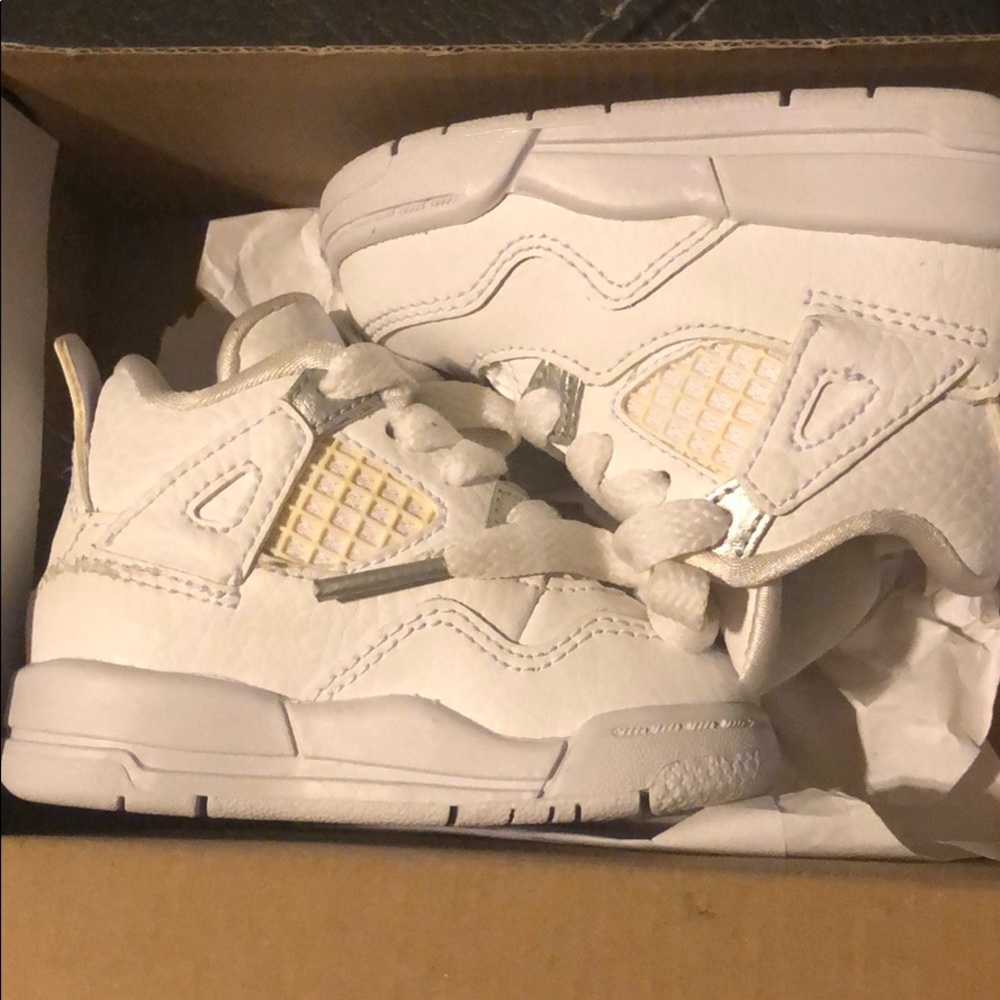Baby Jordan’s size 3c